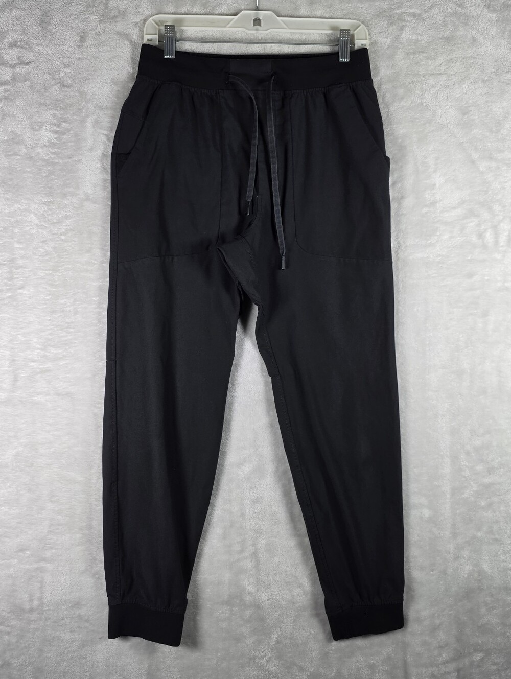 Lululemon ABC Jogger Men’s Medium Shorter Black 28” Warpstreme Casual Athletic